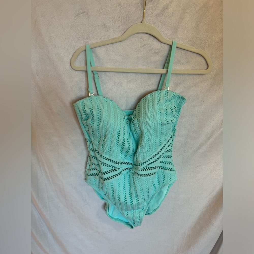 Kenneth Cole New York Women's Small Crochet Bandeau One Piece Swimsuit Aqua NWT